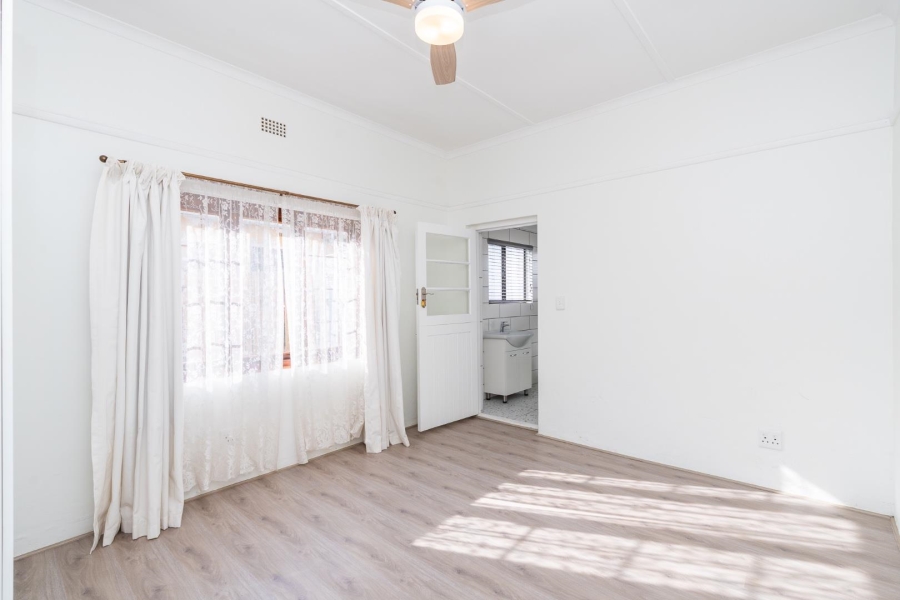 To Let 4 Bedroom Property for Rent in Mowbray Western Cape